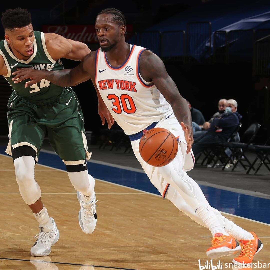 [NBA]夏普单挑科林斯 强硬三分正中靶心